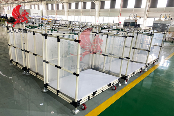Xe đẩy hàng từ ống sắt bọc nhựa 